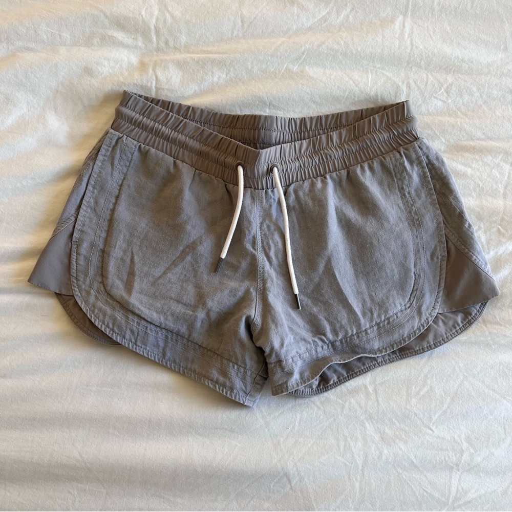 Athleta mini linen shorts